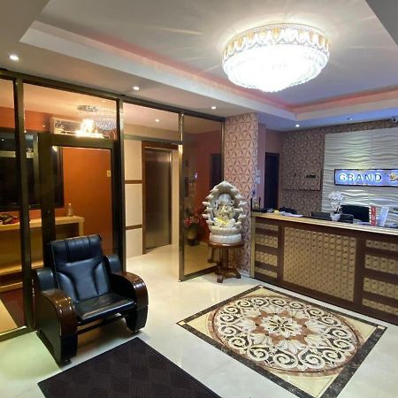 Grand Diamond Hotel Trinidad Piarco Exterior foto