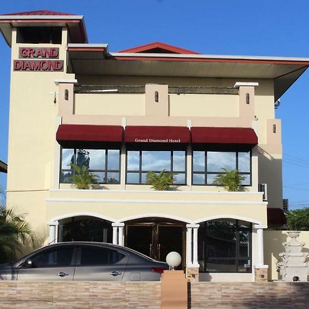 Grand Diamond Hotel Trinidad Piarco Exterior foto