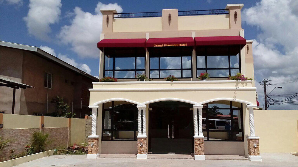 Grand Diamond Hotel Trinidad Piarco Exterior foto
