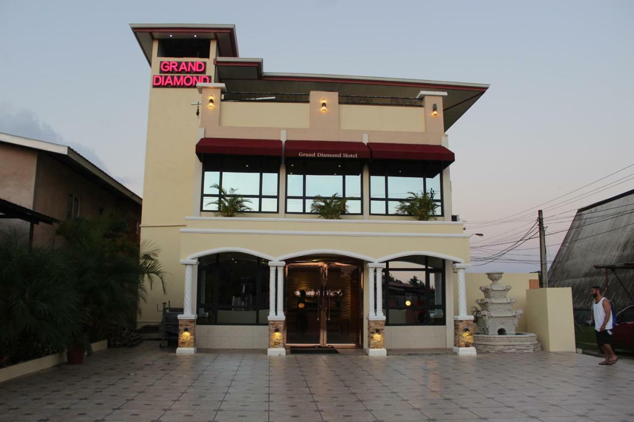 Grand Diamond Hotel Trinidad Piarco Exterior foto