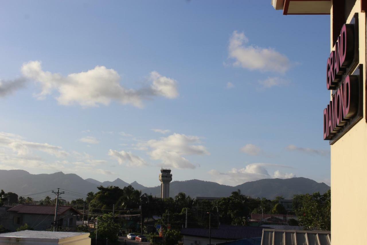 Grand Diamond Hotel Trinidad Piarco Exterior foto