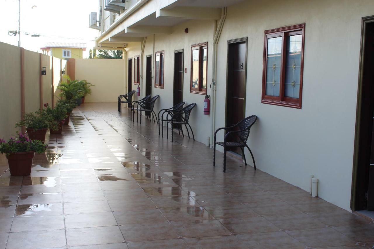 Grand Diamond Hotel Trinidad Piarco Exterior foto